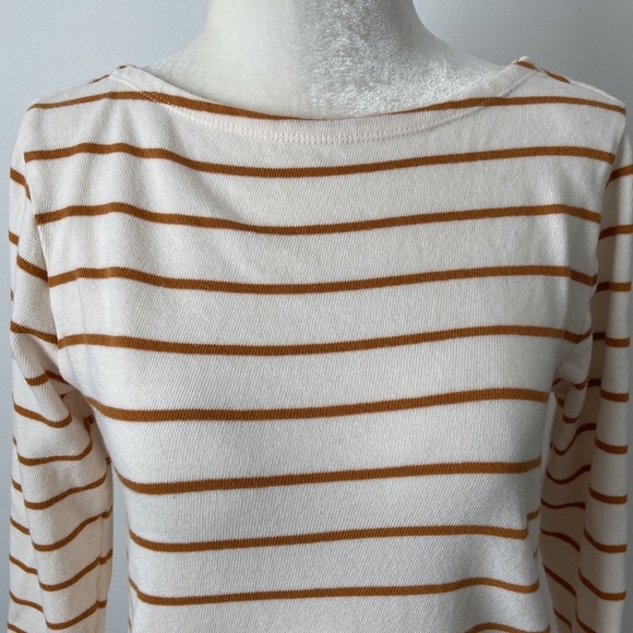 Old Navy Striped 3/4 Sleeve Sweater with Open Back - Picture 3 of 8